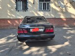 Mercedes E 320-2
