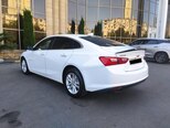 Chevrolet Malibu-8