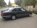 Mercedes 230 E-4