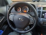 Kia Ceed-11