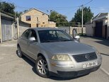 Volkswagen Passat-1