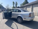 Volkswagen Passat-5