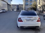 Mercedes E 240-4