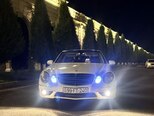 Mercedes E 240-1