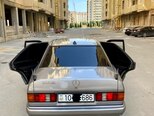 Mercedes 190-2
