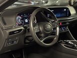 Hyundai Sonata-16