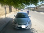Hyundai Elantra-2