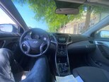Hyundai Elantra-6