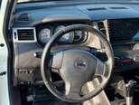 Nissan Tiida-9