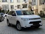 Mitsubishi Outlander-8