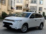 Mitsubishi Outlander-11