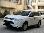 Mitsubishi Outlander-12