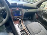 Mercedes C 240 4MATIC-5