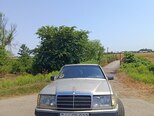 Mercedes 250 D-1