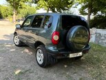 Chevrolet Niva-4