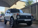 LADA (VAZ) Niva-8