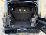 Jeep Wrangler-25