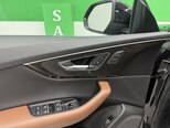 Audi Q8-15