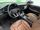 Audi Q8-8