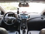 Hyundai Elantra-9
