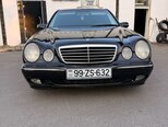 Mercedes E 220-1