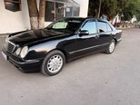 Mercedes E 220-4