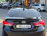 Hyundai Elantra-2