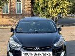 Hyundai Elantra-1