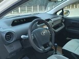 Toyota Aqua-9