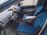 Toyota Prius-4