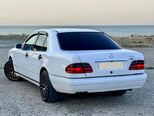 Mercedes E 280-6
