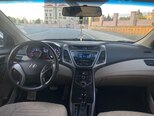 Hyundai Elantra-5