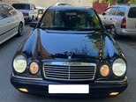 Mercedes E 240-1