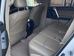 Toyota Land Cruiser Prado-5