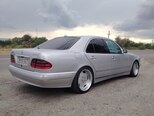 Mercedes E 240-7