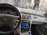 Mercedes E 240-12