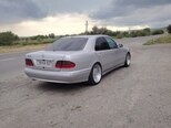 Mercedes E 240-9