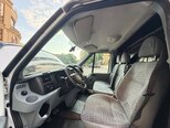 Ford Transit-12