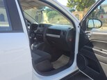 Jeep Compass-11