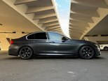 BMW 330-4