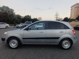Kia Rio-10