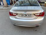 Hyundai Sonata-4