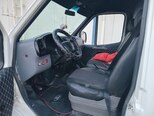 Ford Transit-9