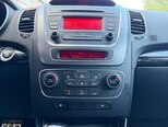 Kia Sorento-16