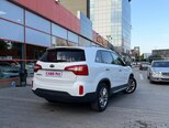 Kia Sorento-4