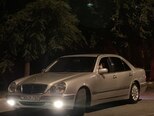 Mercedes E 220-2