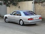 Mercedes E 220-8