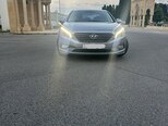 Hyundai Sonata-2