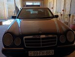 Mercedes E 280 4MATIC-4