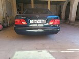 Mercedes E 280 4MATIC-7